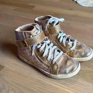Sketchers Rose Gold Glitter High Top Quilted Sneakers Girls Size 3.5